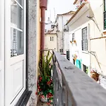 Castle Inn Lisbon Apartments